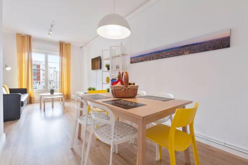 Deluxe Apartment image 1