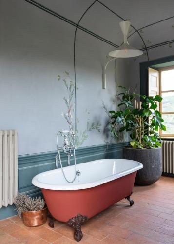 Suite with Garden View