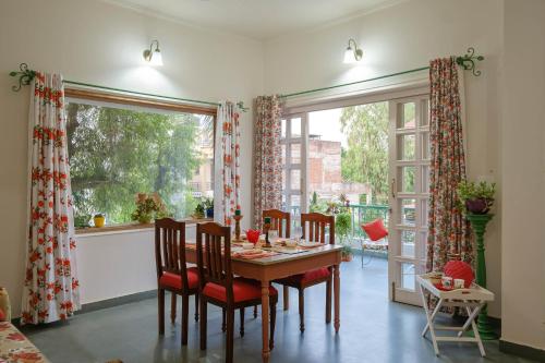 Facilities, Shree Nikunj - A Boutique Homestay in Vaishali Nagar
