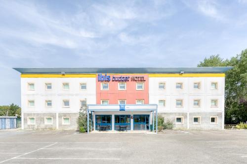 ibis budget Versailles Trappes in Траппе
