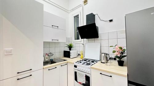 Jozsef 18 Apartment - 5 mins to New York Café 2