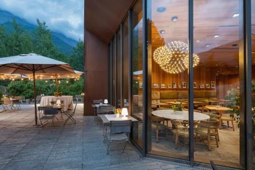 Eden Hotel - image 11