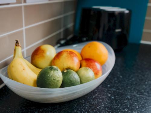 Létesítmények, Pass the Keys Modern and Cozy Kirkby Retreat Parking Sleeps 5 in Simonswood