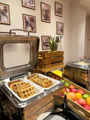 Caro Hotel - image 7