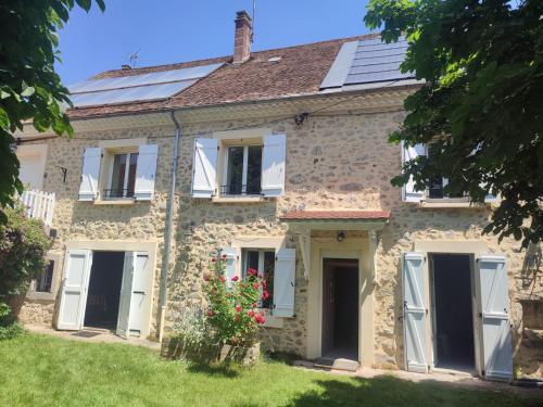 Maison de caractère le Rouchassier - Accommodation - Saint-Laurent-du-Cros