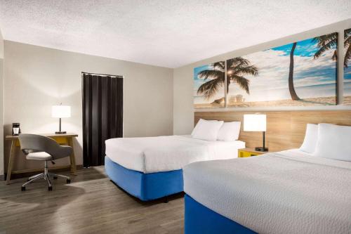 Days Inn by Wyndham Miami Airport North - image 14