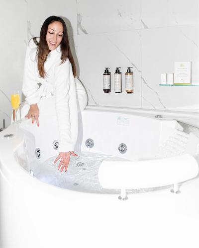 Hotel Caravita - main image