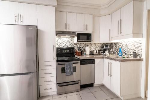 Very Large Newly Renovated Condo in Old Quebec