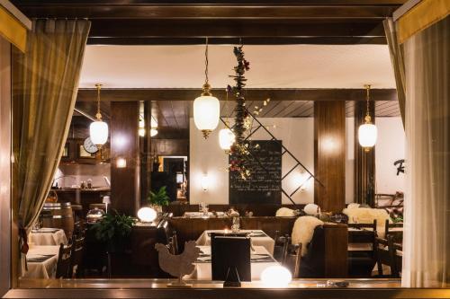 餐廳, 沙伊酒店 (Hotel de Chailly) in 克拉倫斯