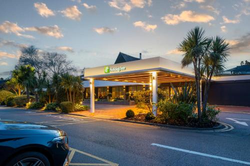 Photo - Holiday Inn Reading South M4 Jct 11, an IHG Hotel