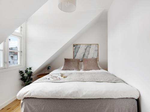 Apartment image 10