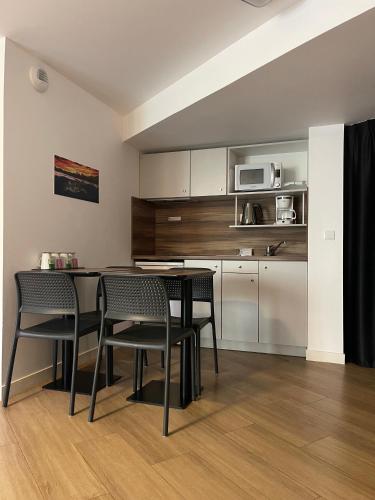 ATHOME RESIDENCE ET SPA - image 3