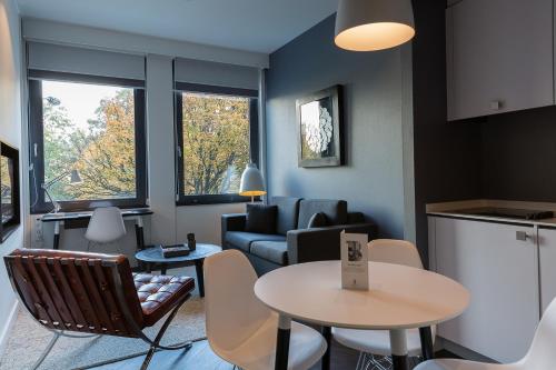 B-aparthotel Kennedy, Haag