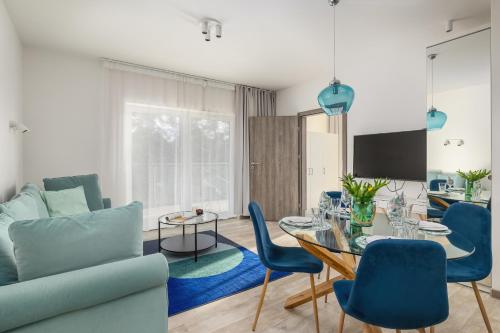 Apartment Five Seas with Parking & Swimming Pool by Noclegi Renters - image 5