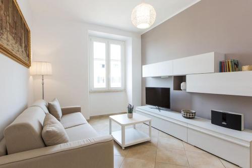 Taurasia By Rental in Rome, Roma