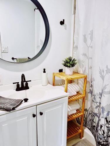 Cozy Country Get Away Studio at Firefly Acres in Olean, USA