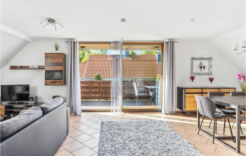 2 Bedroom Beautiful Apartment In Wendisch Evern in Wendisch Evern