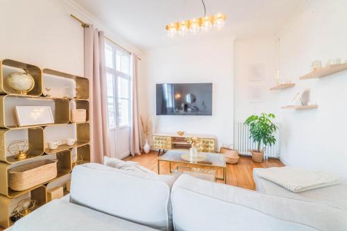 FOCH 14 - Grand appartement confortable et lumineux - Location saisonnière - Brive-la-Gaillarde