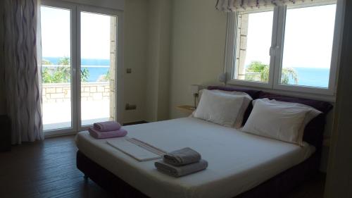 Infinity Blue Villa - image 2