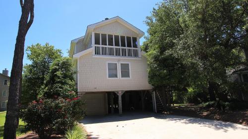 Semi-Soundfront, Rec Room, Community Amenities, 533,Sound Secret