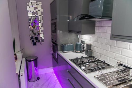Mutfak, Aphrodite Suites Huddersfield in Huddersfield