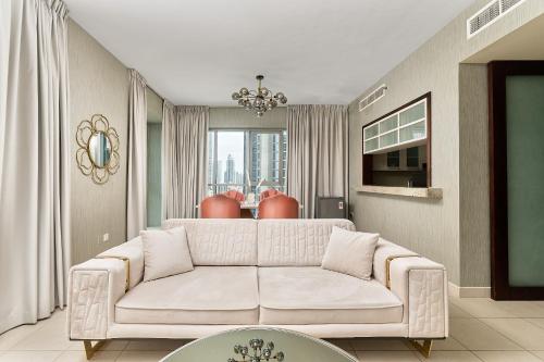 BellaVista Boulevard Central Spacious 2 Bedroom with maids room Burj Khalifa and Fountain View, Dubaj (zdjęcie 7)
