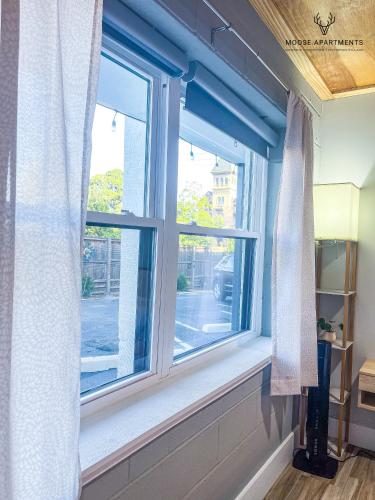 The Moose #5 - Modern Comfy Studio with King Bed, Free Parking & Fast WiFi, Memphis (fotografie 7)