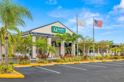 Clarion Inn and Conference Center Tampa-Brandon