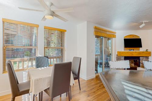 Mountain Oasis Mountain Oasis