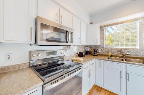 Mountain Oasis Mountain Oasis