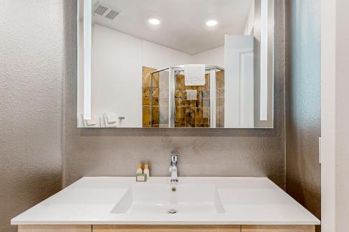 Mountain Oasis Mountain Oasis