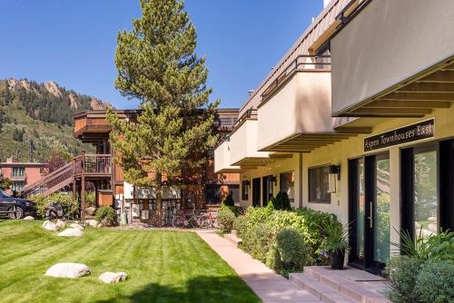 Aspen Townhouse East Unit 7 - image 6