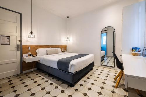 1 queen bed