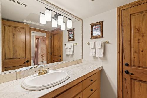 Durant Condominiums Unit C5 - image 6