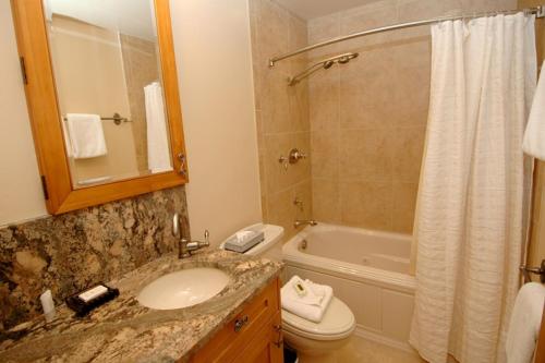 Silverglo Condominiums Unit 209 - image 4