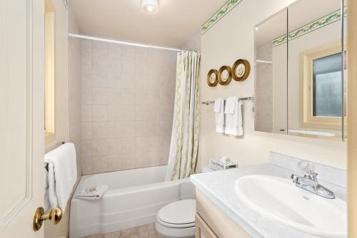 118 E. Bleeker St. Upper Level - image 14