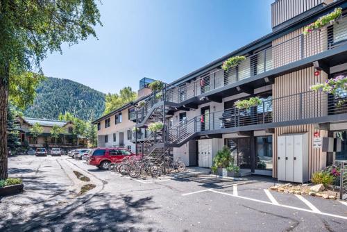 Chateau Roaring Fork Unit 37 - image 12