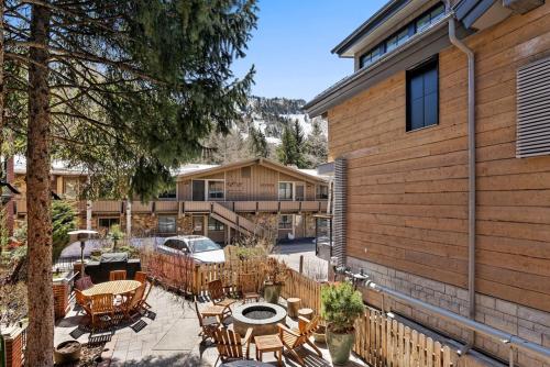 Glory Hole Condominiums Unit C - image 2