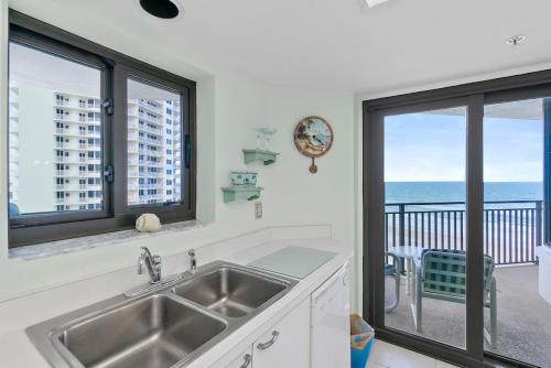 Beachy Keen Oceanfront Condo