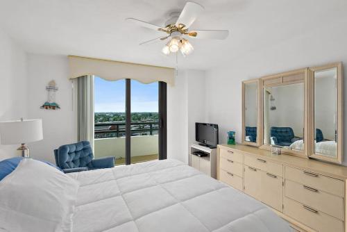 Beachy Keen Oceanfront Condo