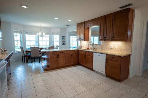 ห้องครัว, Sunset at Marker 62 on the Intracoastal in หาดเครสเซนต์