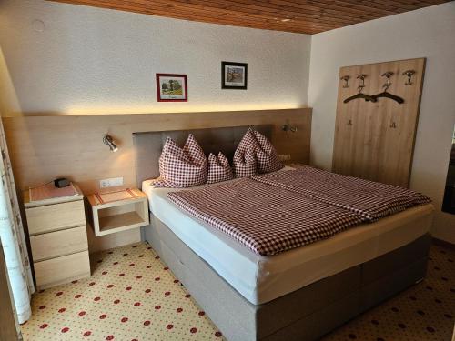  Appartements Waldruh, Pension in Achenkirch bei Steinberg am Rofan