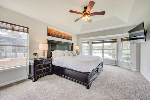 Fruit Cove Home with Hot Tub and Lake View! in Fleming Island, USA