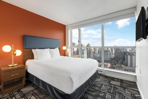 WorldMark Vancouver The Canadian - image 4
