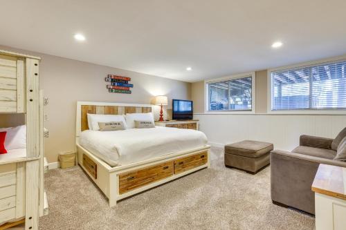 Townhome with Fire Pit and Hot Tub 1 Mi to Main Street - image 13
