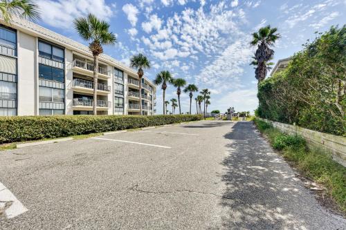 Fernandina Beach Paradise Steps to Shore!