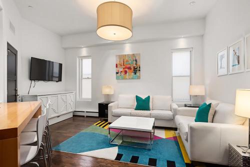 Independence Square 207 & 208, Centrally located, 2 BR Condo in Downtown Aspen
