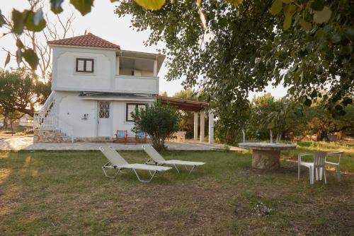 Villa Rania / Zante Drosia