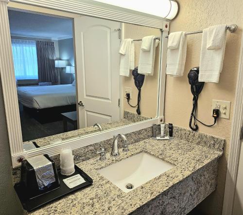 Roadstar Hotel Zephyrhills