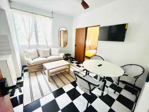 NEW 1 Bedroom Apartment, steps from the beach!